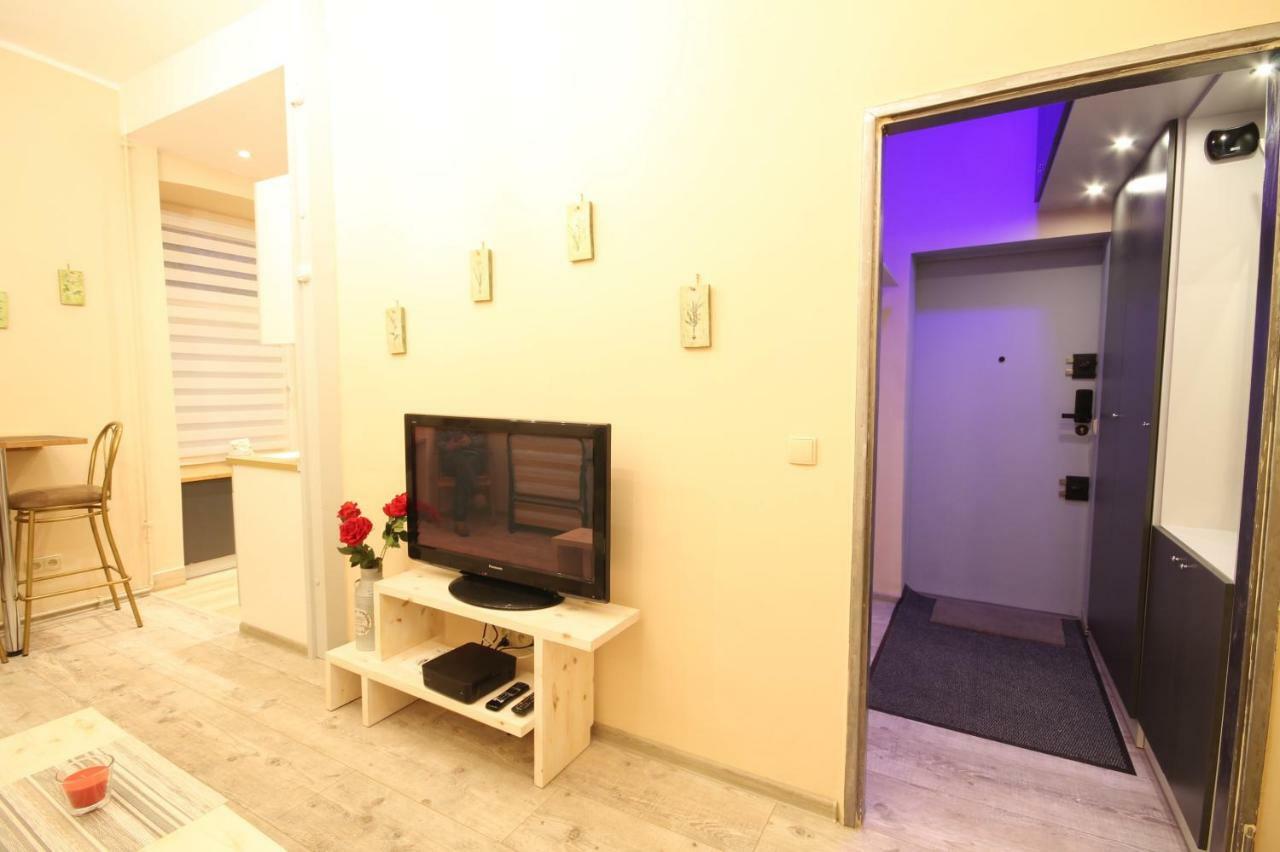 Studio Flat Grunwaldzka Up To 2Persons+1 Wrocław Kültér fotó