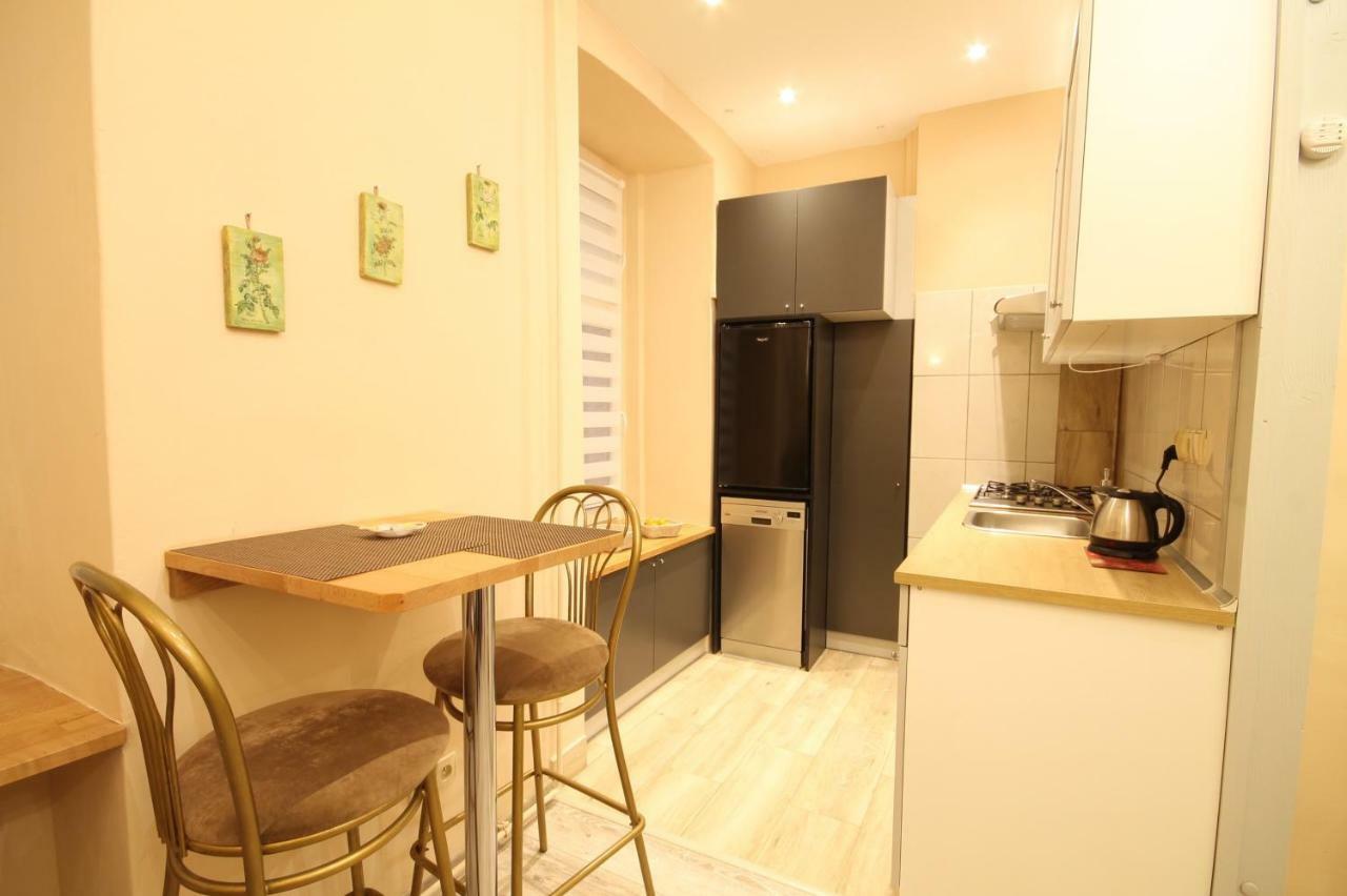 Studio Flat Grunwaldzka Up To 2Persons+1 Wrocław Kültér fotó