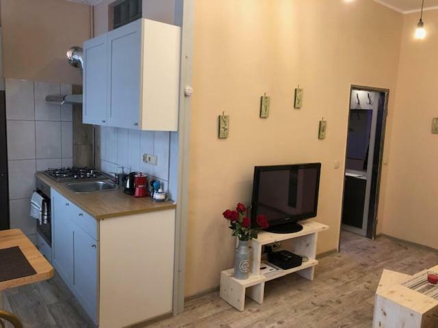 Studio Flat Grunwaldzka Up To 2Persons+1 Wrocław Kültér fotó